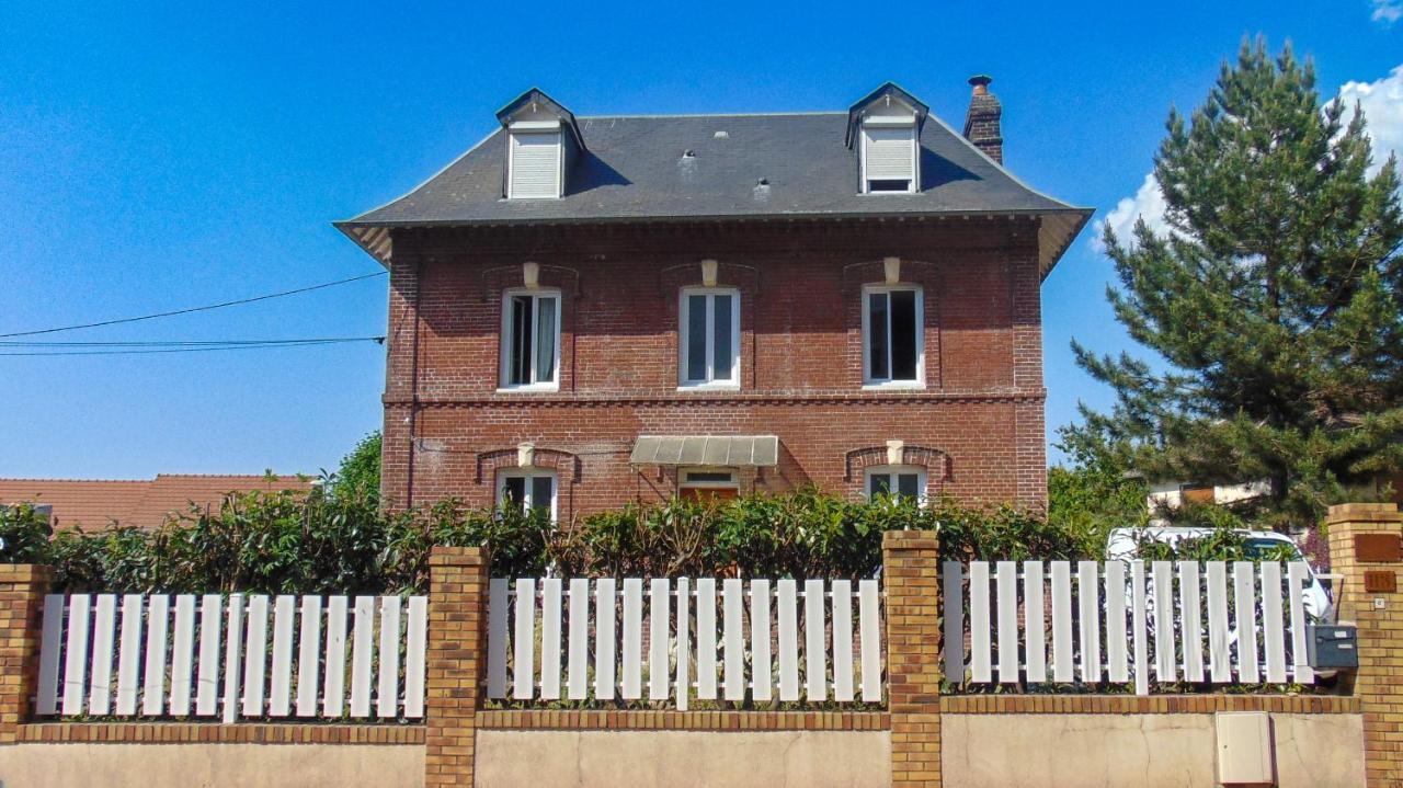 Les Pommerets Petit-Couronne Exterior foto