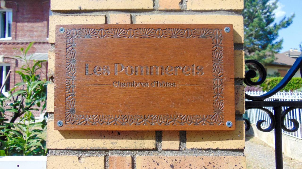 Les Pommerets Petit-Couronne Exterior foto